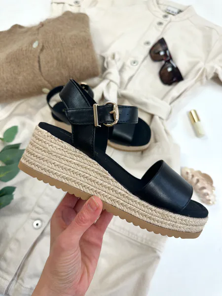 Hovedbilde Lili Wedge