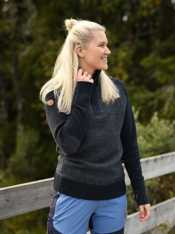 Robin Low Half-Zip