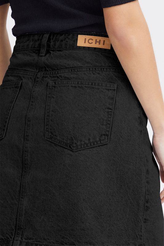 Aveny Skirt