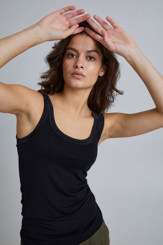 Zola Top