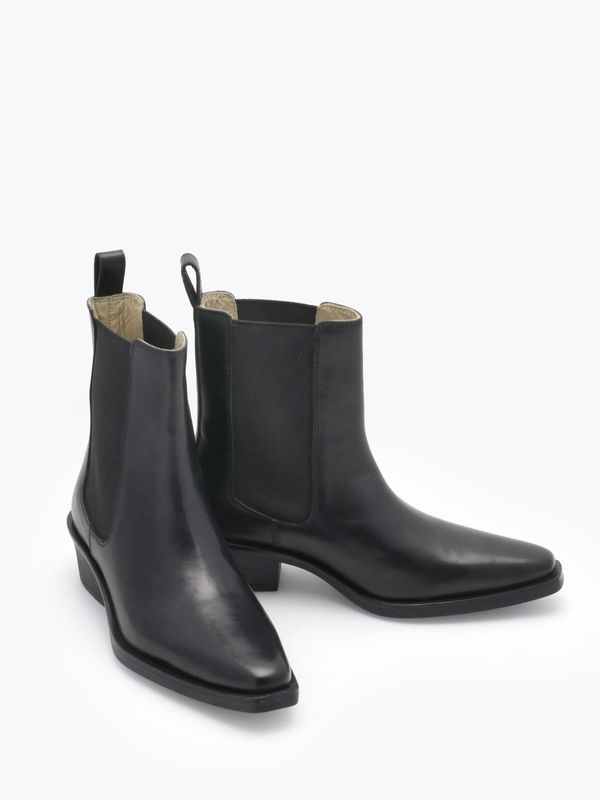 Mira Leather Boot